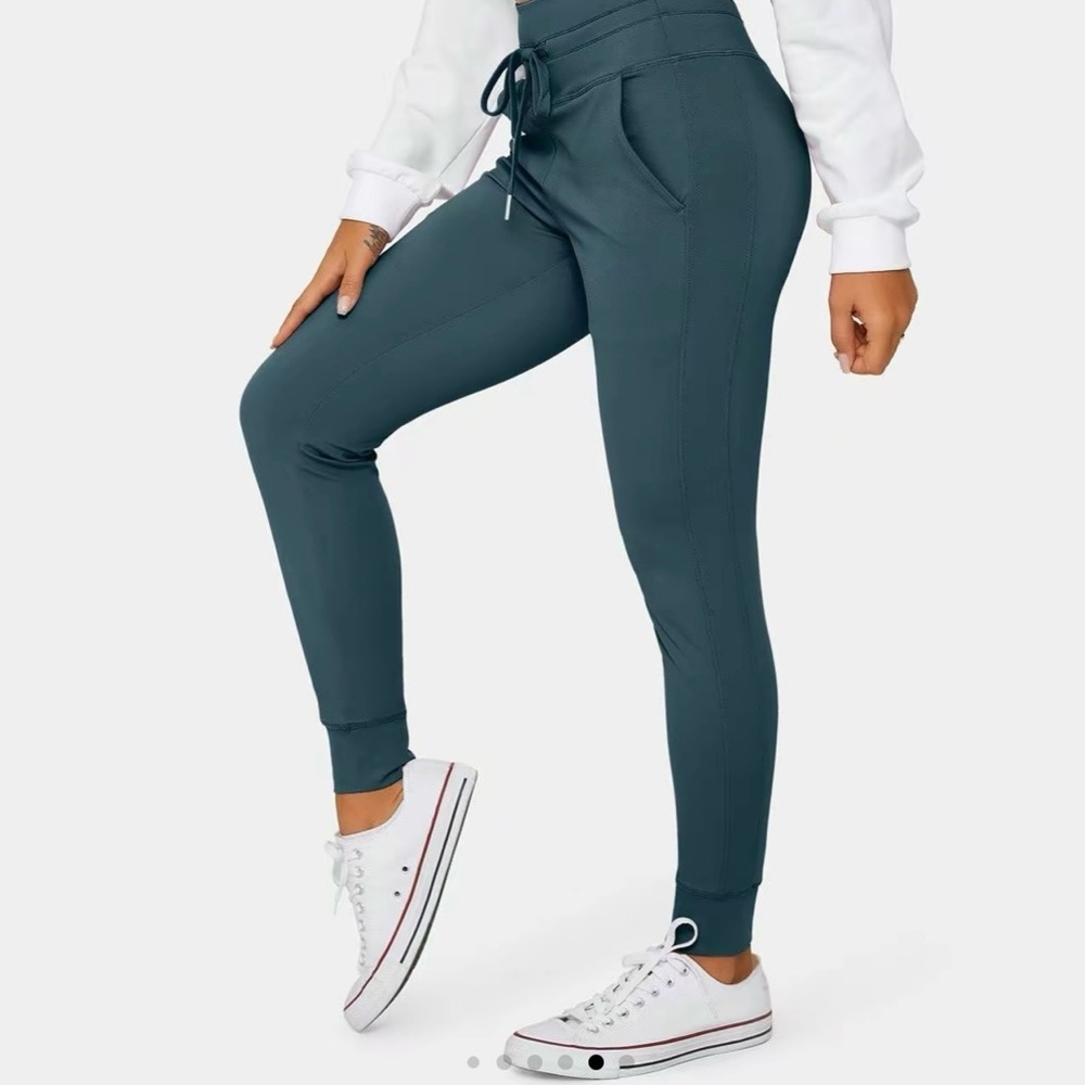 HALARA JOGGERS